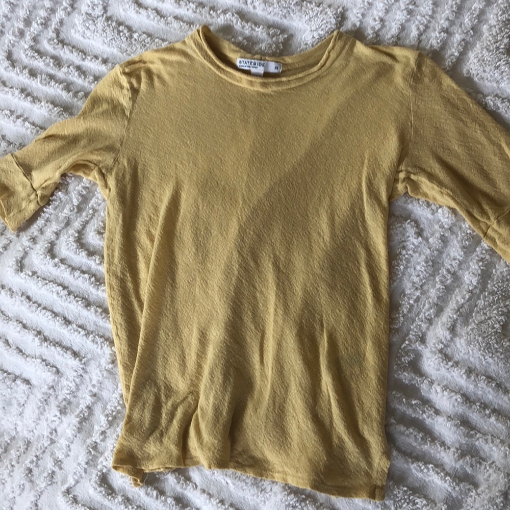 Quarter sleeve yellow top